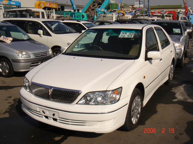 2002 Toyota Vista Pictures