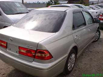 2002 Toyota Vista Pictures