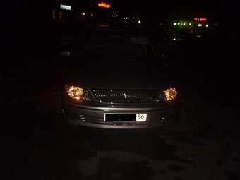2002 Toyota Vista Photos