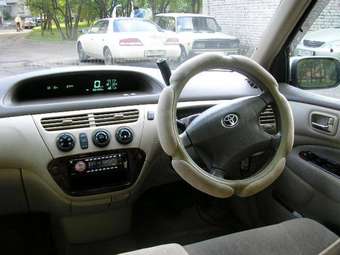2002 Toyota Vista Pics