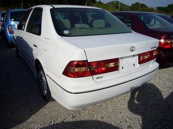 2002 Toyota Vista Photos