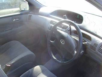 2002 Toyota Vista Photos