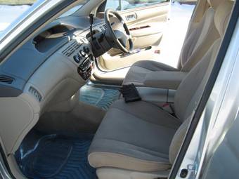 2002 Toyota Vista Wallpapers