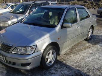 2002 Toyota Vista Photos