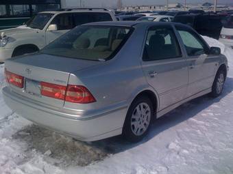 2002 Toyota Vista Photos
