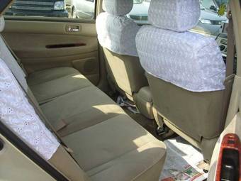 2002 Toyota Vista Pictures