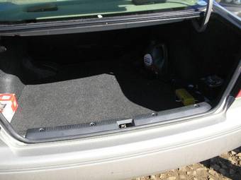 2002 Toyota Vista Photos