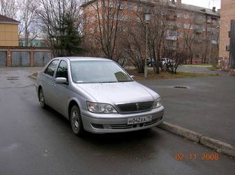2002 Toyota Vista Photos