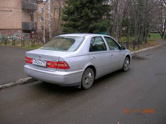 2002 Toyota Vista Photos