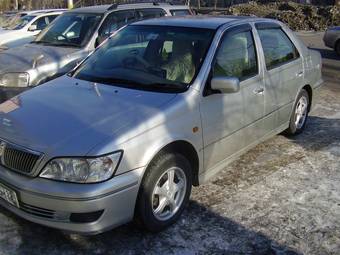 2002 Toyota Vista Photos