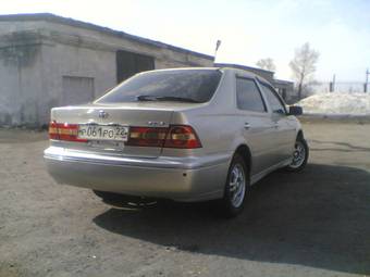 2002 Toyota Vista Photos