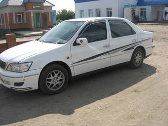 2002 Toyota Vista Pictures