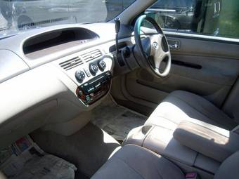 2002 Toyota Vista Pictures