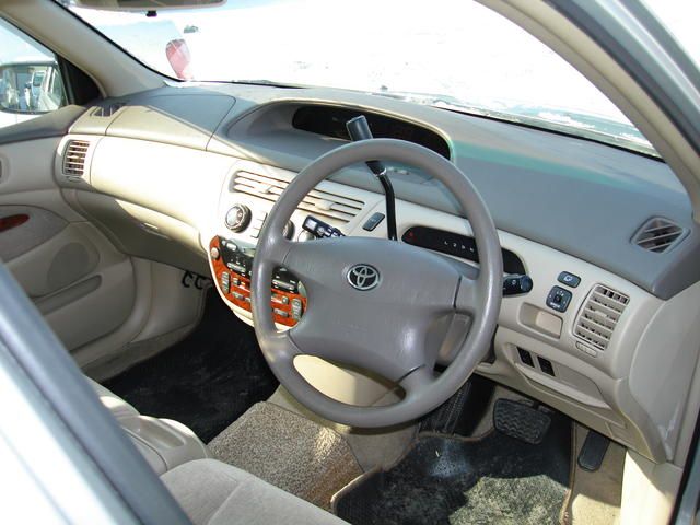 2003 Toyota Vista