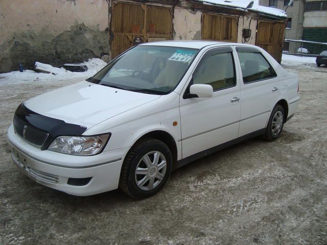 2003 Toyota Vista