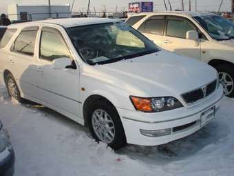 2003 Toyota Vista