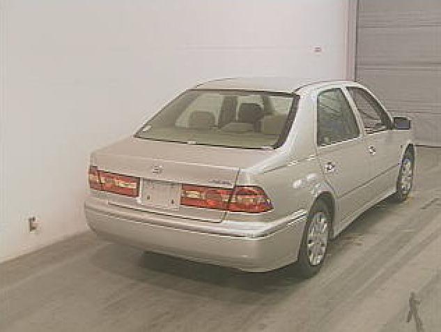 2003 Toyota Vista Pictures