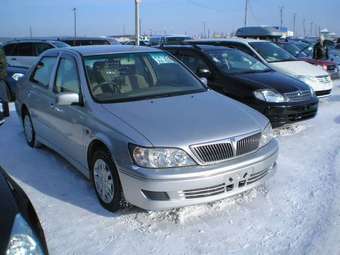 2003 Toyota Vista Images
