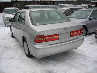2003 Toyota Vista Photos