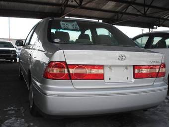 2003 Toyota Vista Photos