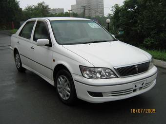 2003 Toyota Vista Photos