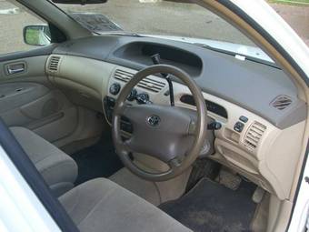 2003 Toyota Vista Pictures