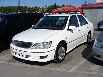 2003 Toyota Vista Images