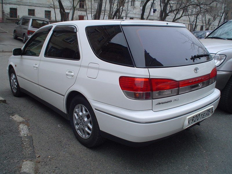 1998 Toyota Vista Ardeo Pics