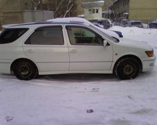 1999 Toyota Vista Ardeo