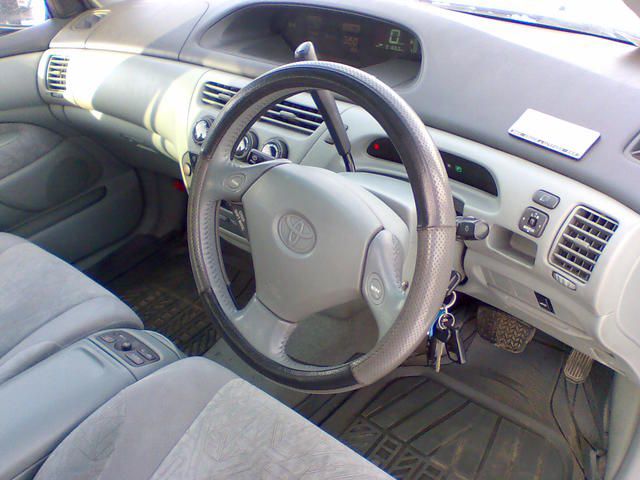 1999 Toyota Vista Ardeo