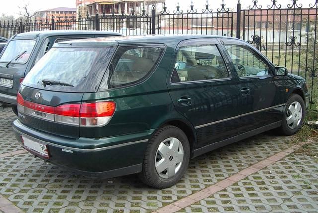 1999 Toyota Vista Ardeo