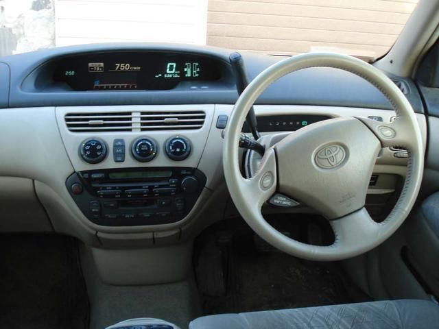 1999 Toyota Vista Ardeo