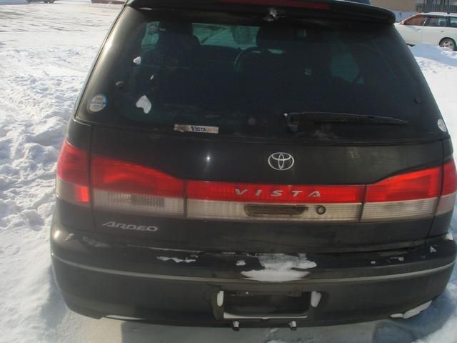 1999 Toyota Vista Ardeo