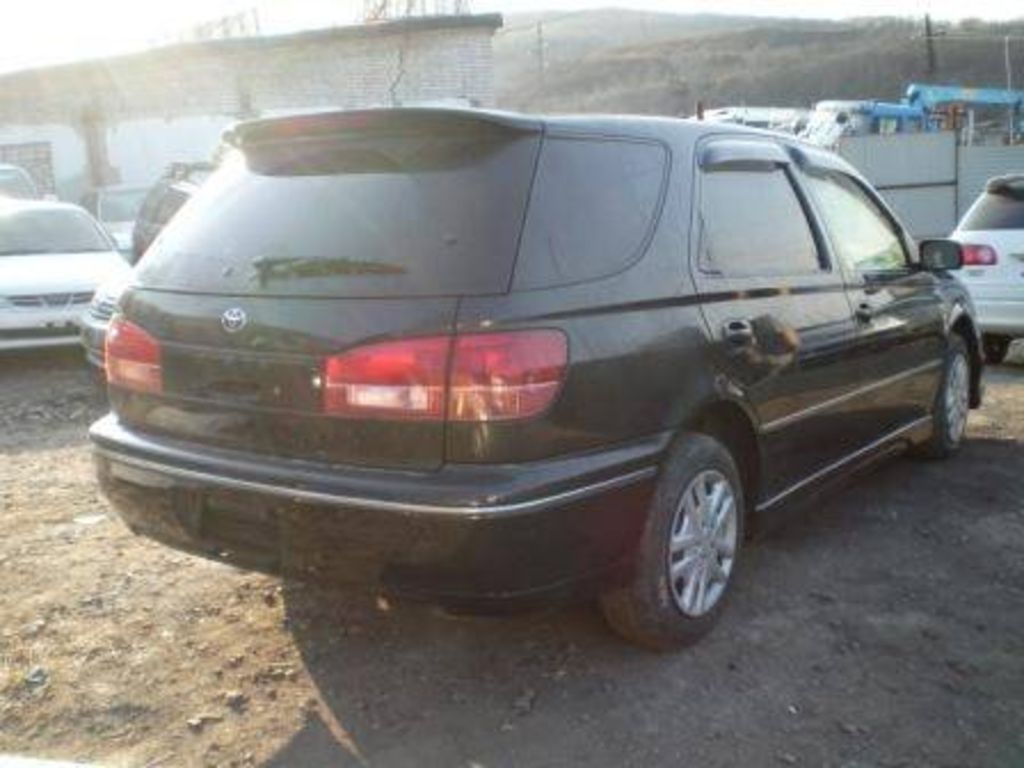 1999 Toyota Vista Ardeo