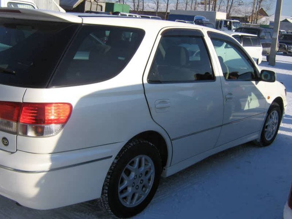 1999 Toyota Vista Ardeo