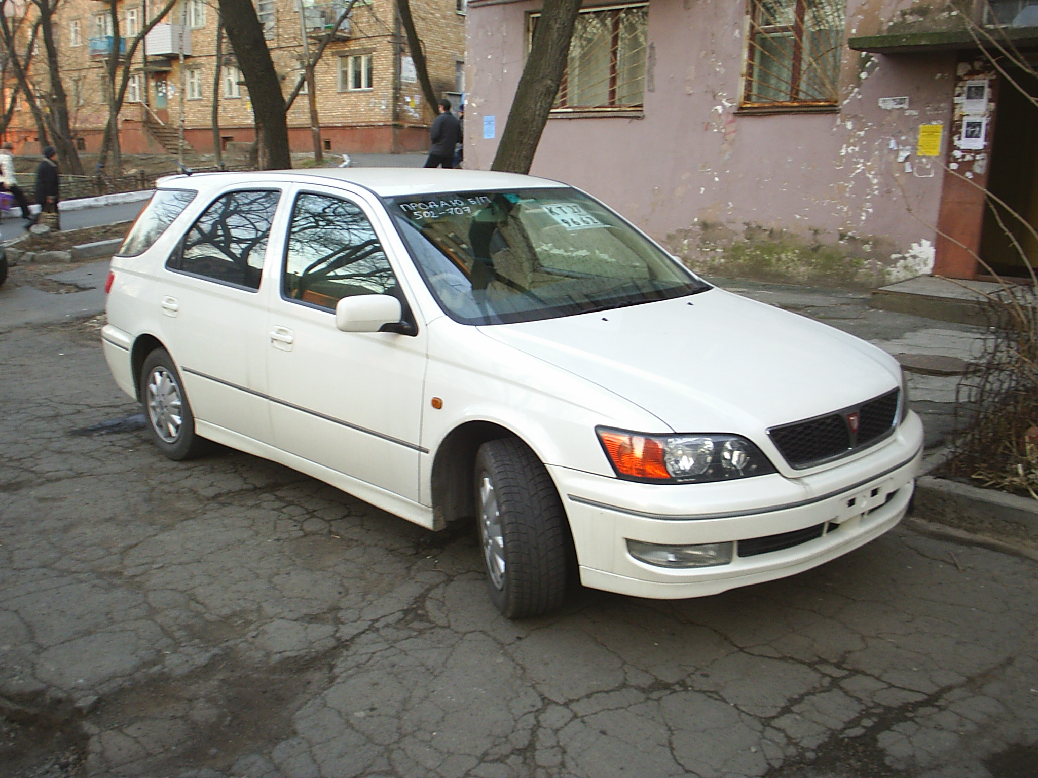 2000 Toyota Vista Ardeo