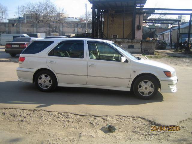 2000 Toyota Vista Ardeo