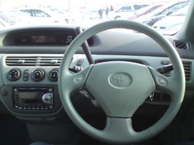 2000 Toyota Vista Ardeo