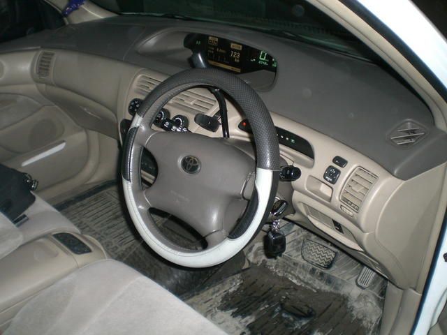 2000 Toyota Vista Ardeo