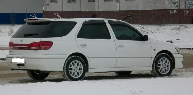 2000 Toyota Vista Ardeo