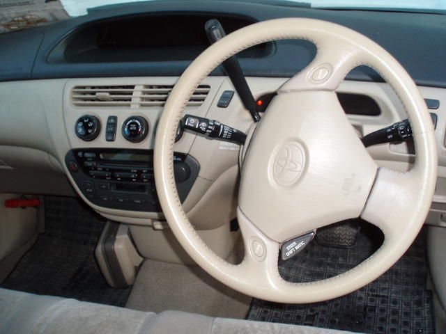 2000 Toyota Vista Ardeo