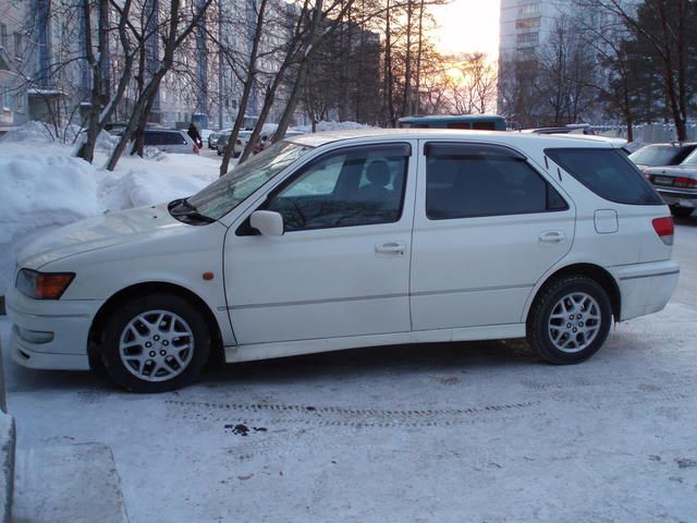 2000 Toyota Vista Ardeo