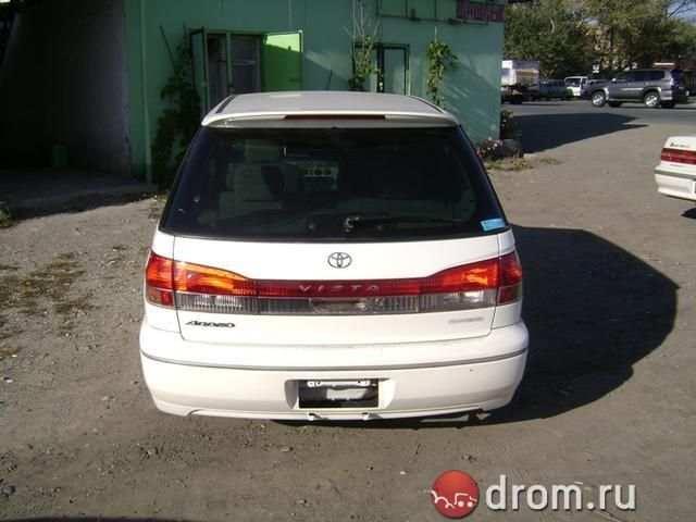 2000 Toyota Vista Ardeo