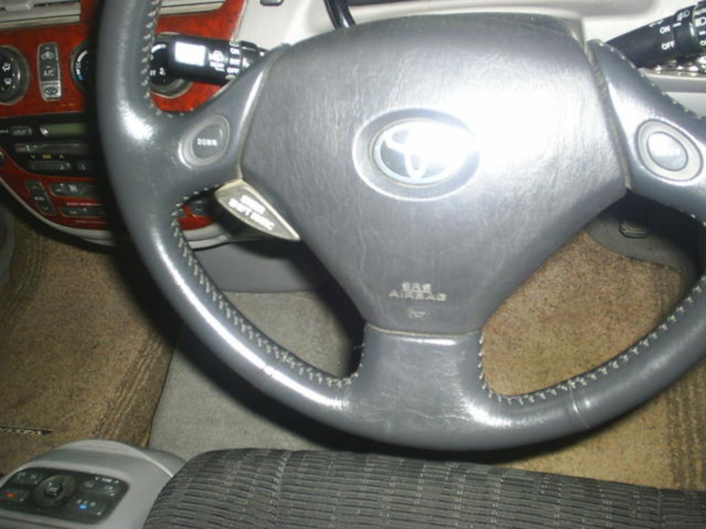 2000 Toyota Vista Ardeo