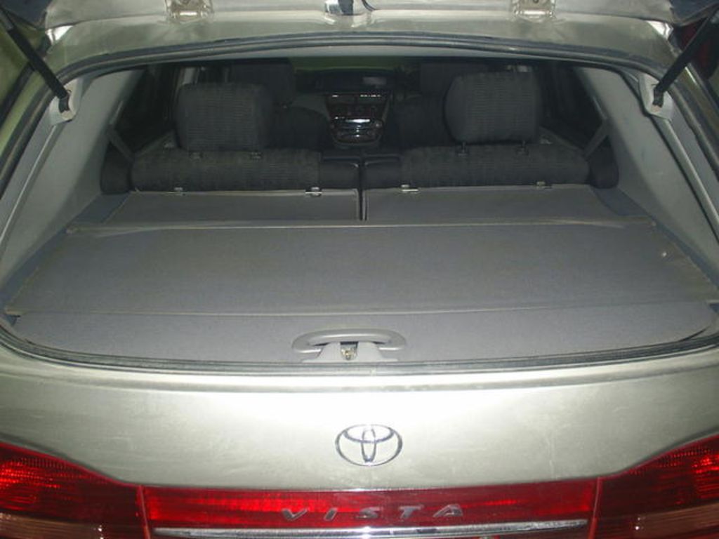 2000 Toyota Vista Ardeo