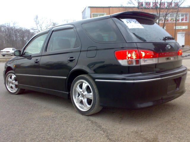 2000 Toyota Vista Ardeo