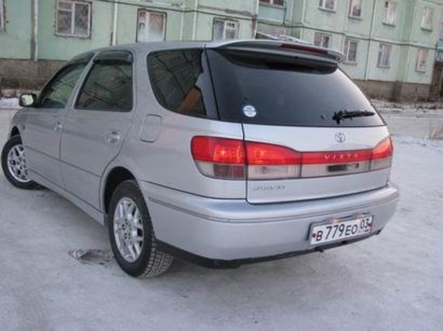 2000 Toyota Vista Ardeo