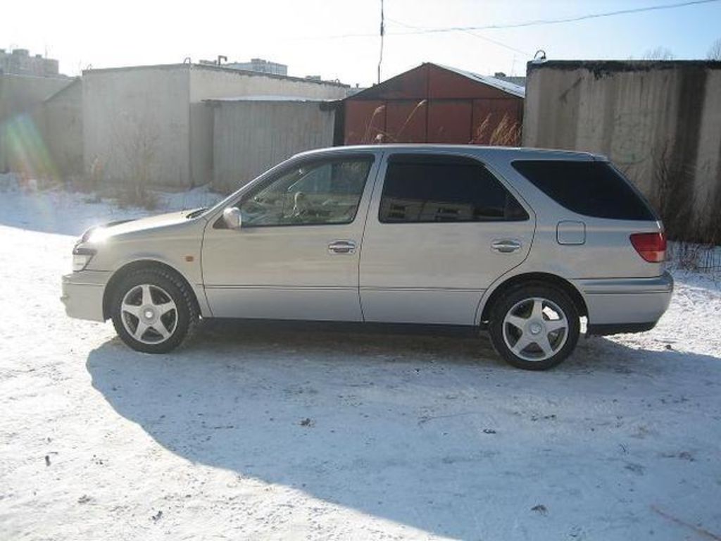 2000 Toyota Vista Ardeo