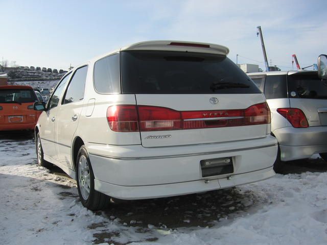 2000 Toyota Vista Ardeo