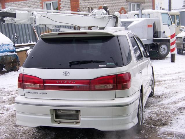 2000 Toyota Vista Ardeo